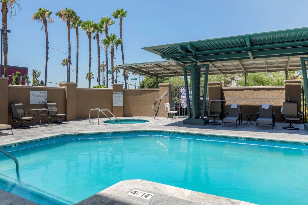 Comfort Suites Ontario Airport Convention Center Экстерьер фото